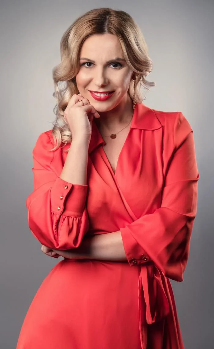 Nina Paraschivescu